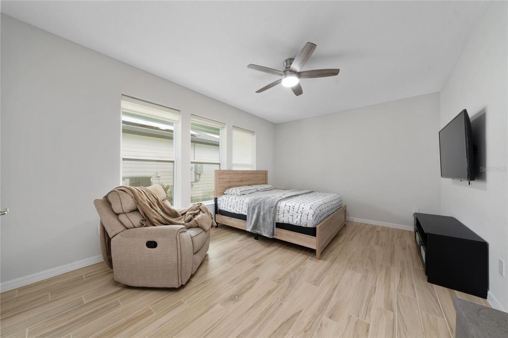 En Venta: $484,990 (3 camas, 2 baños, 1608 Pies cuadrados)