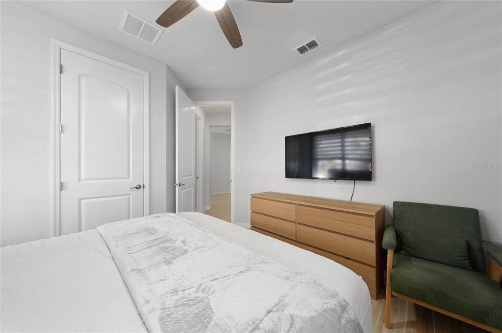 En Venta: $484,990 (3 camas, 2 baños, 1608 Pies cuadrados)