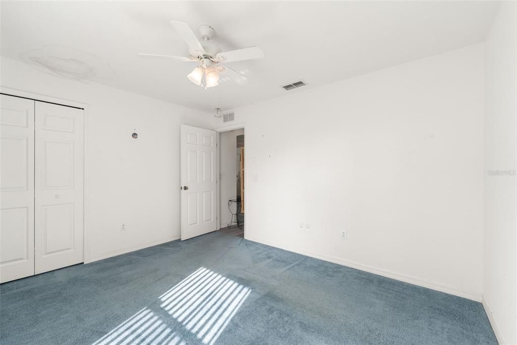 En Venta: $270,000 (3 camas, 2 baños, 2000 Pies cuadrados)