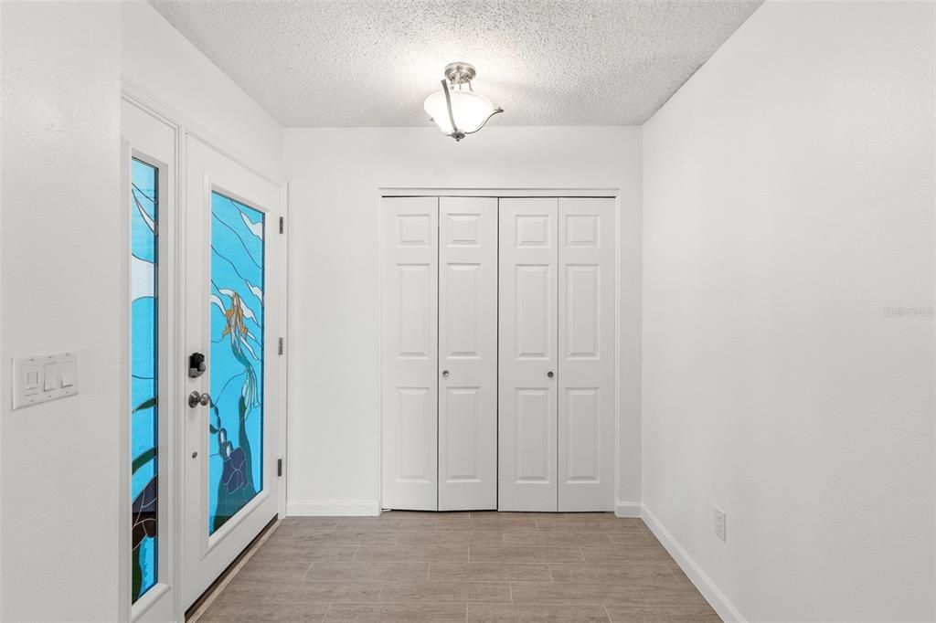 For Rent: $2,650 (2 beds, 2 baths, 1803 Square Feet)