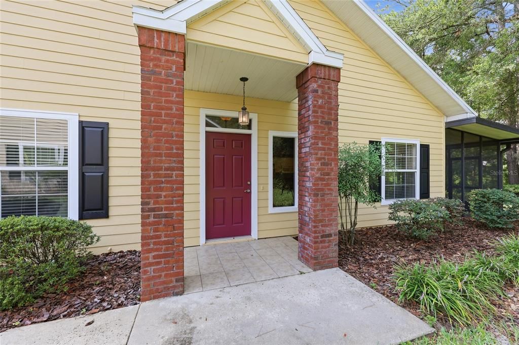 For Sale: $229,000 (2 beds, 2 baths, 1200 Square Feet)
