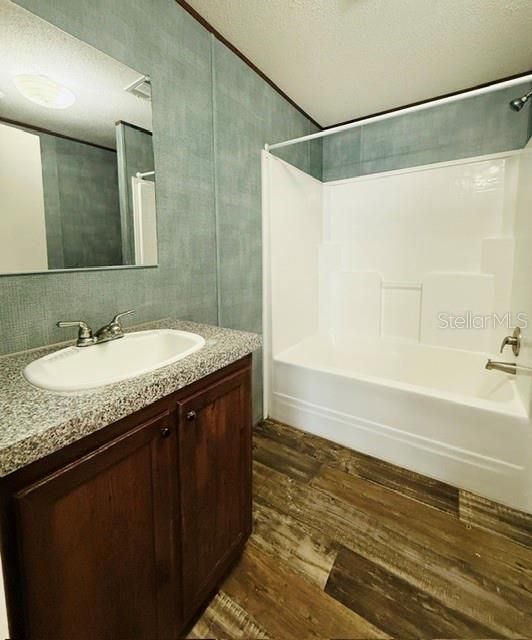 En Renta: $1,395 (3 camas, 2 baños, 1200 Pies cuadrados)