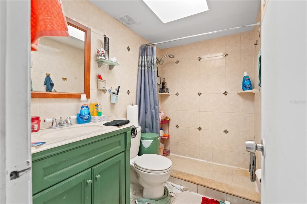 En Venta: $199,990 (4 camas, 1 baños, 1248 Pies cuadrados)
