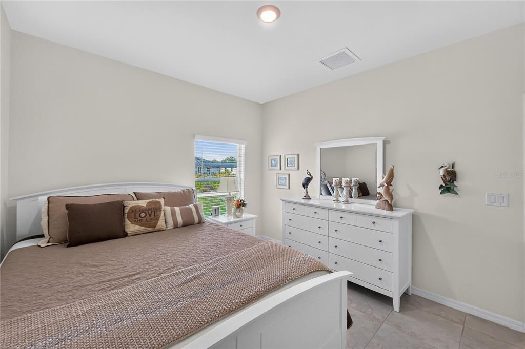 For Sale: $459,000 (4 beds, 2 baths, 1806 Square Feet)