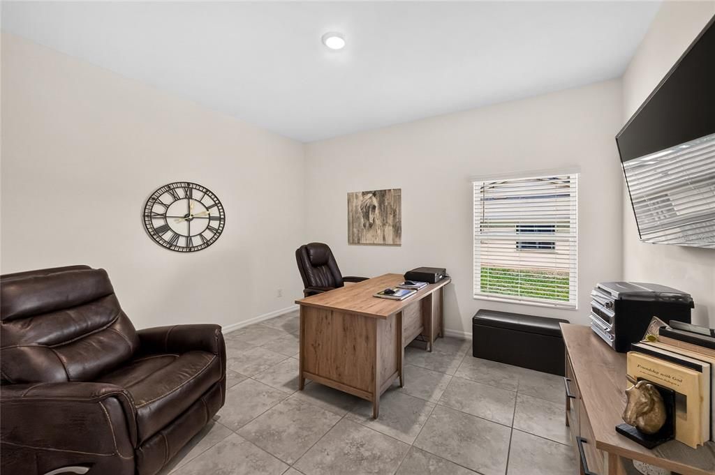 For Sale: $459,000 (4 beds, 2 baths, 1806 Square Feet)
