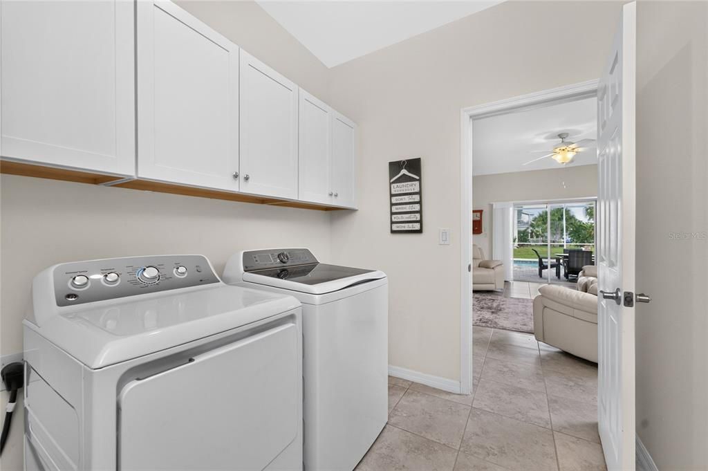 For Sale: $459,000 (4 beds, 2 baths, 1806 Square Feet)
