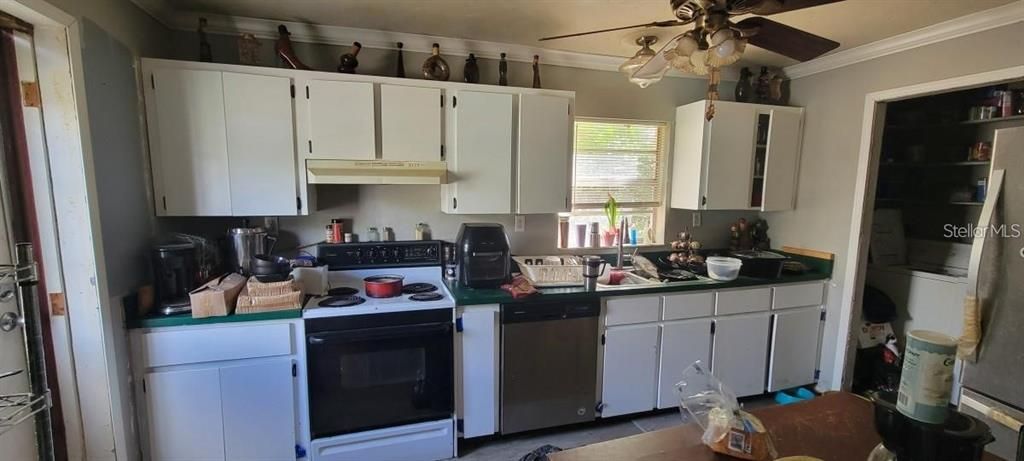 На продажу: $159,000 (2 спален, 2 ванн, 1280 Квадратных фут)