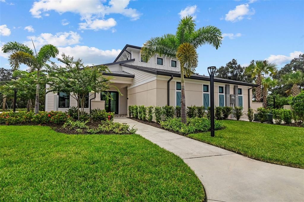 For Sale: $369,000 (3 beds, 2 baths, 1694 Square Feet)