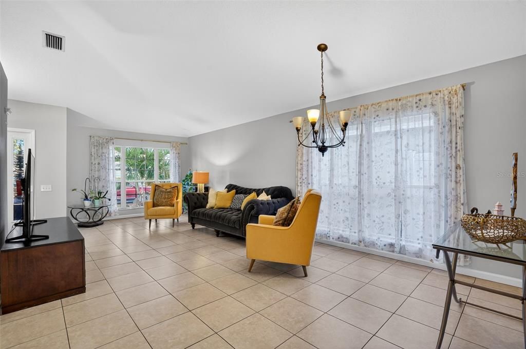 Active With Contract: $2,300 (4 beds, 2 baths, 1936 Square Feet)