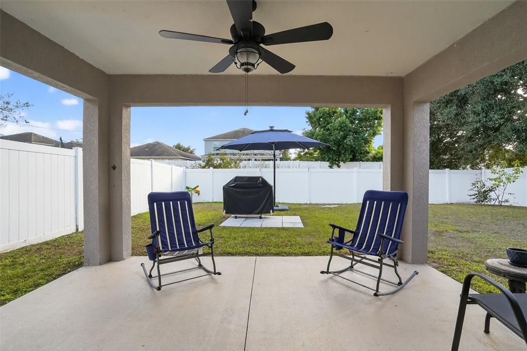 Active With Contract: $2,300 (4 beds, 2 baths, 1936 Square Feet)