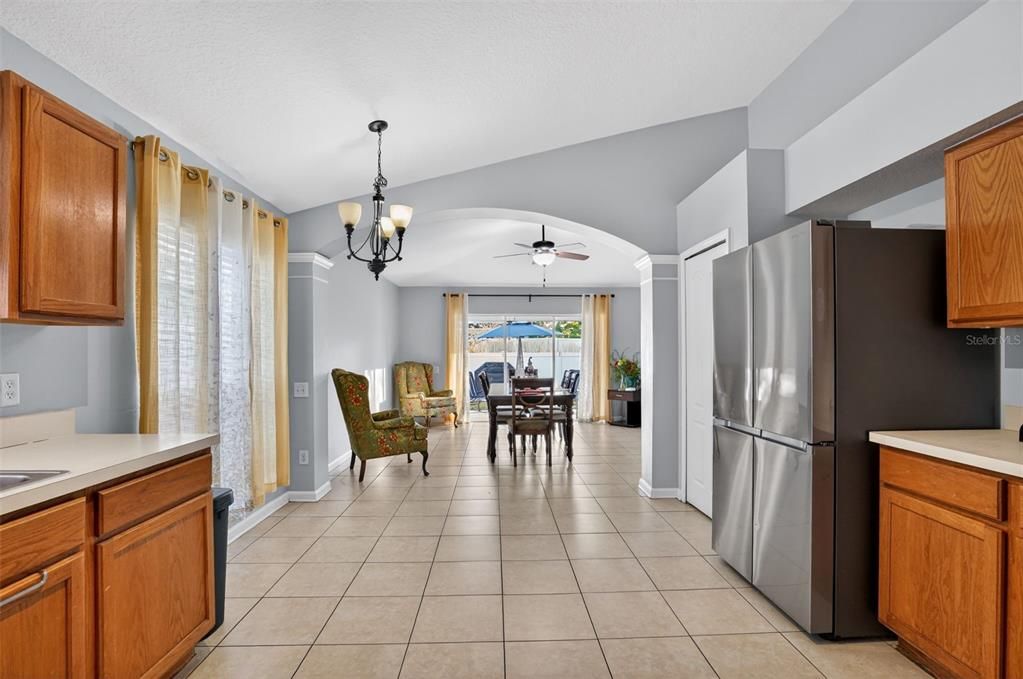Active With Contract: $2,300 (4 beds, 2 baths, 1936 Square Feet)