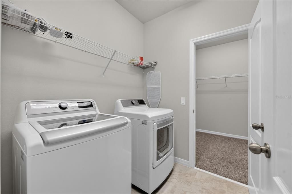 For Rent: $2,450 (3 beds, 2 baths, 1807 Square Feet)