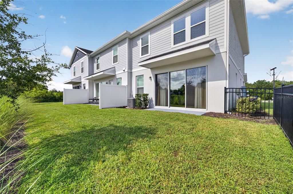For Rent: $2,450 (3 beds, 2 baths, 1807 Square Feet)