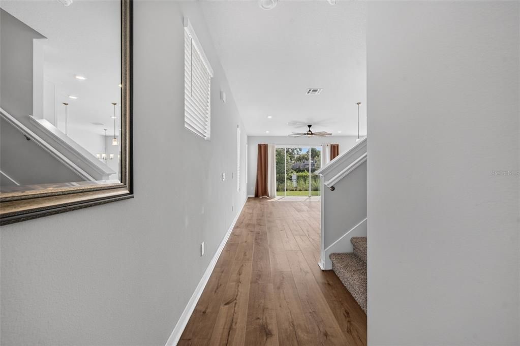 For Rent: $2,450 (3 beds, 2 baths, 1807 Square Feet)