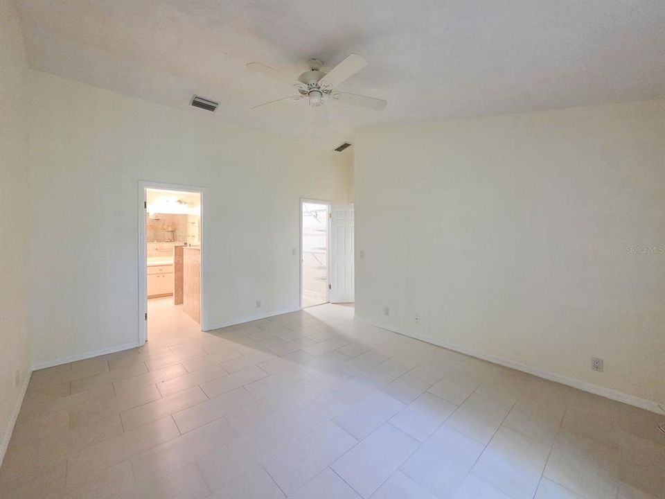 For Sale: $379,000 (3 beds, 2 baths, 2244 Square Feet)