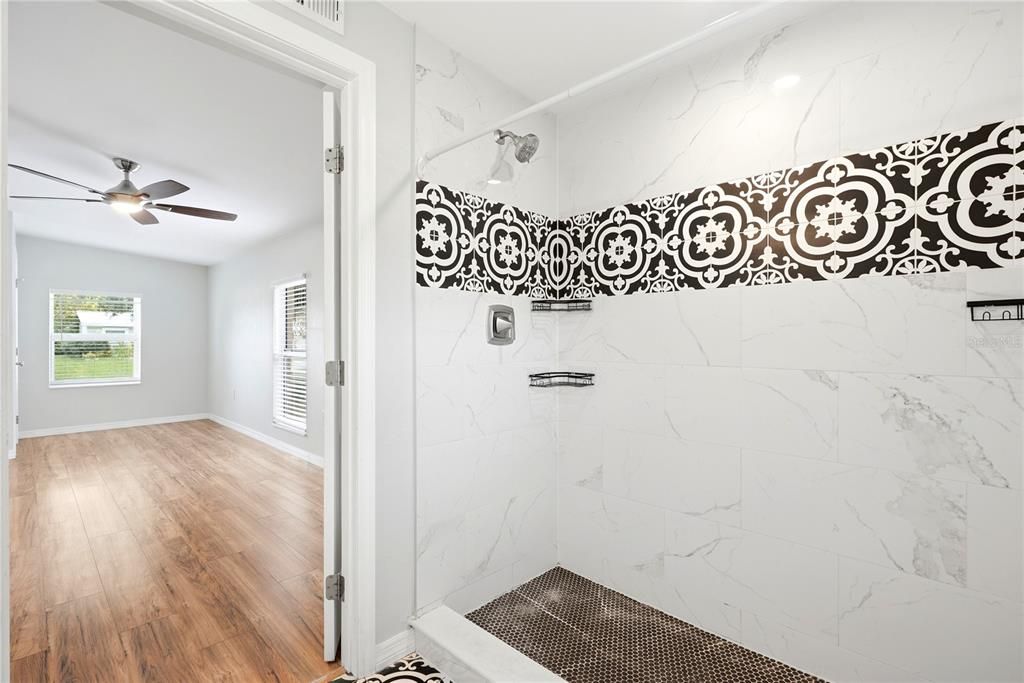 En Venta: $344,900 (3 camas, 2 baños, 1165 Pies cuadrados)