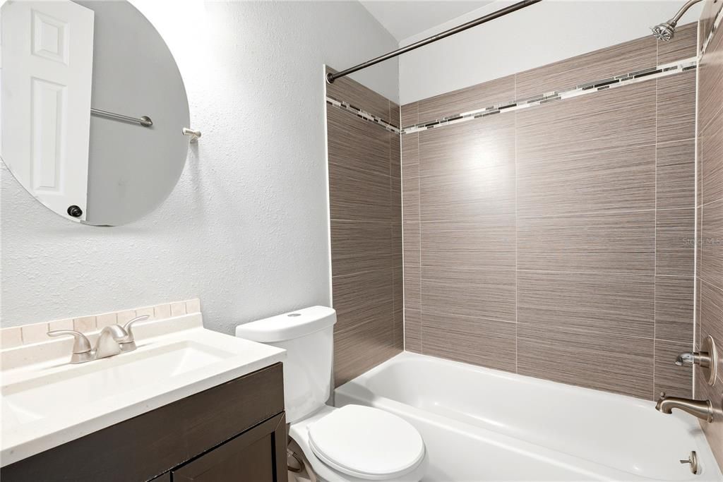 En Venta: $344,900 (3 camas, 2 baños, 1165 Pies cuadrados)