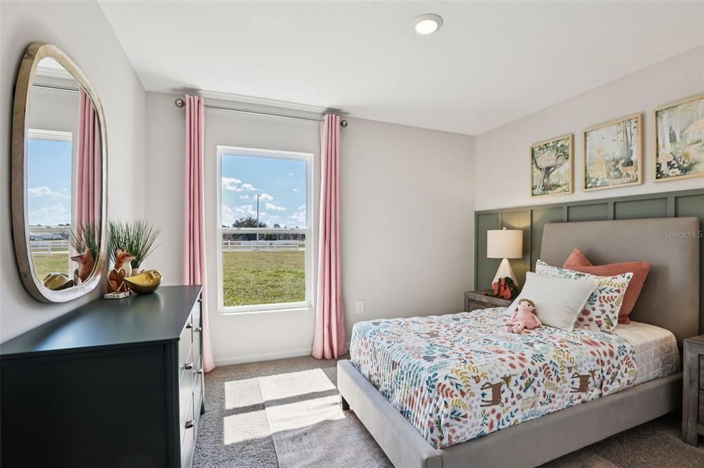 Activo con contrato: $341,990 (4 camas, 2 baños, 1665 Pies cuadrados)