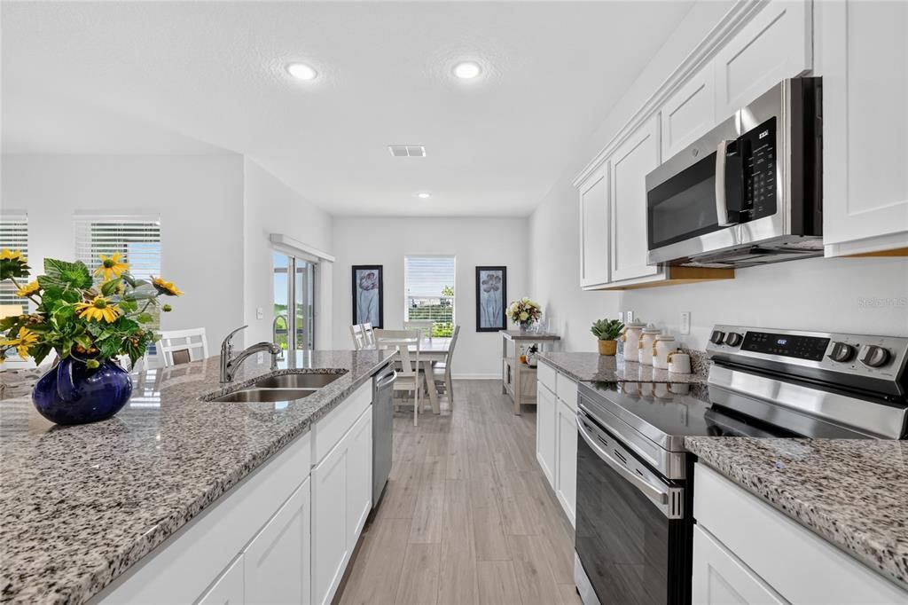 For Sale: $450,000 (3 beds, 2 baths, 1769 Square Feet)