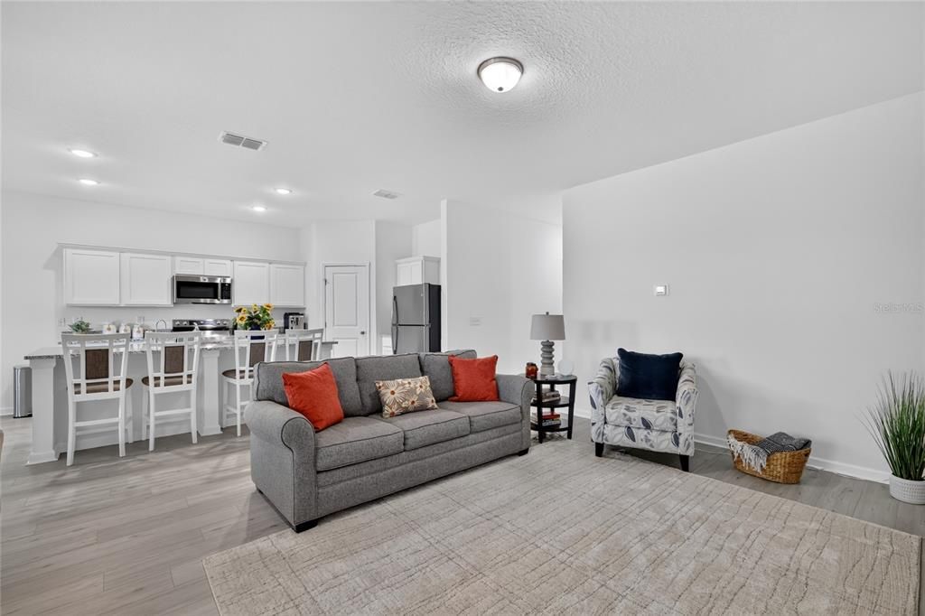 For Sale: $450,000 (3 beds, 2 baths, 1769 Square Feet)