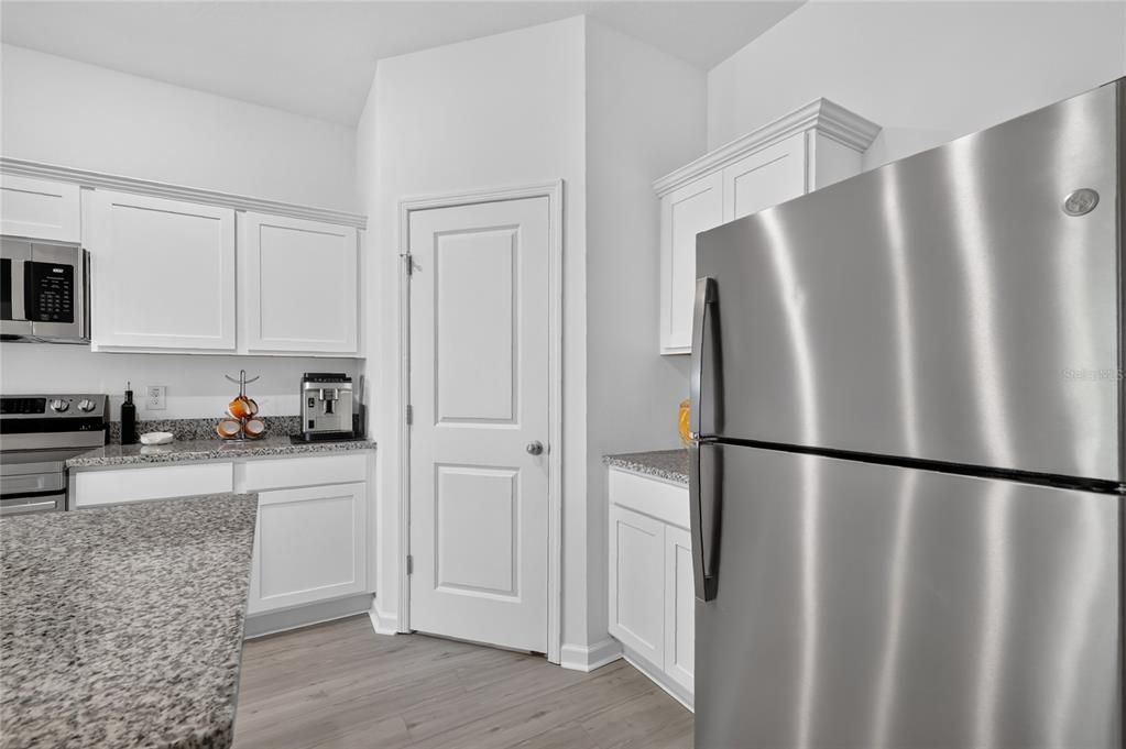 For Sale: $450,000 (3 beds, 2 baths, 1769 Square Feet)
