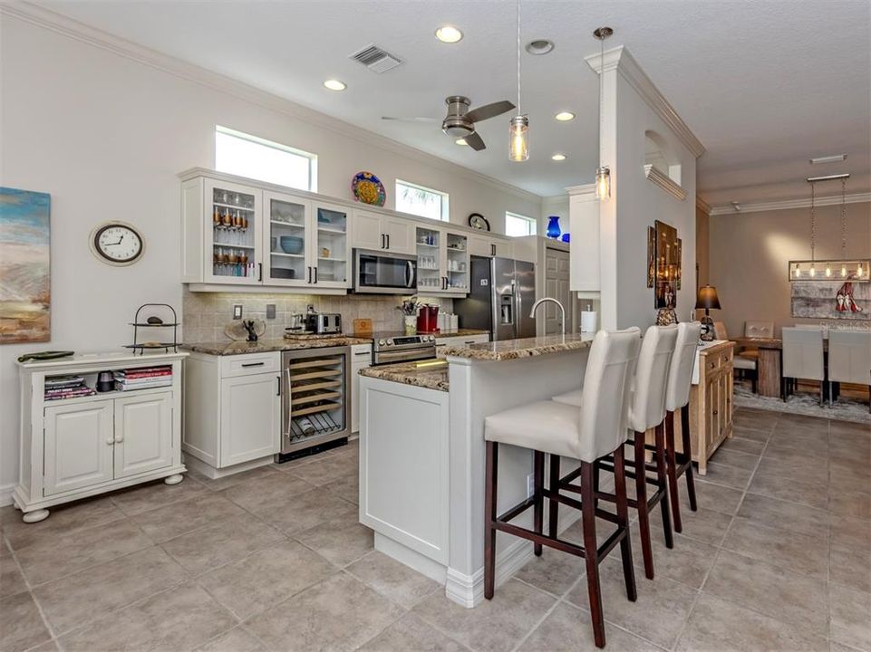For Sale: $525,000 (3 beds, 2 baths, 1838 Square Feet)