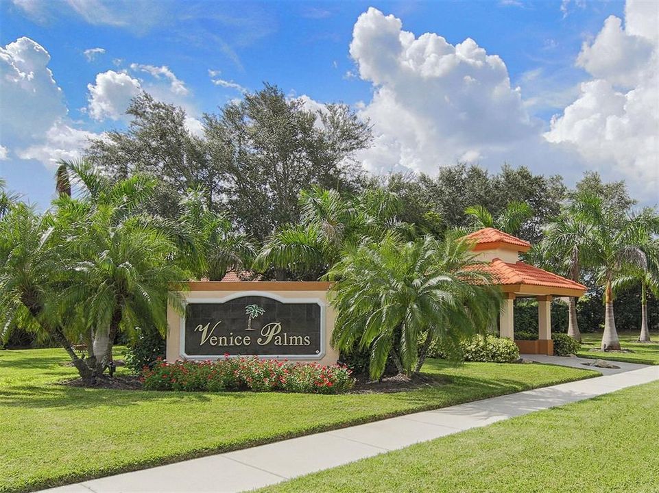 For Sale: $525,000 (3 beds, 2 baths, 1838 Square Feet)