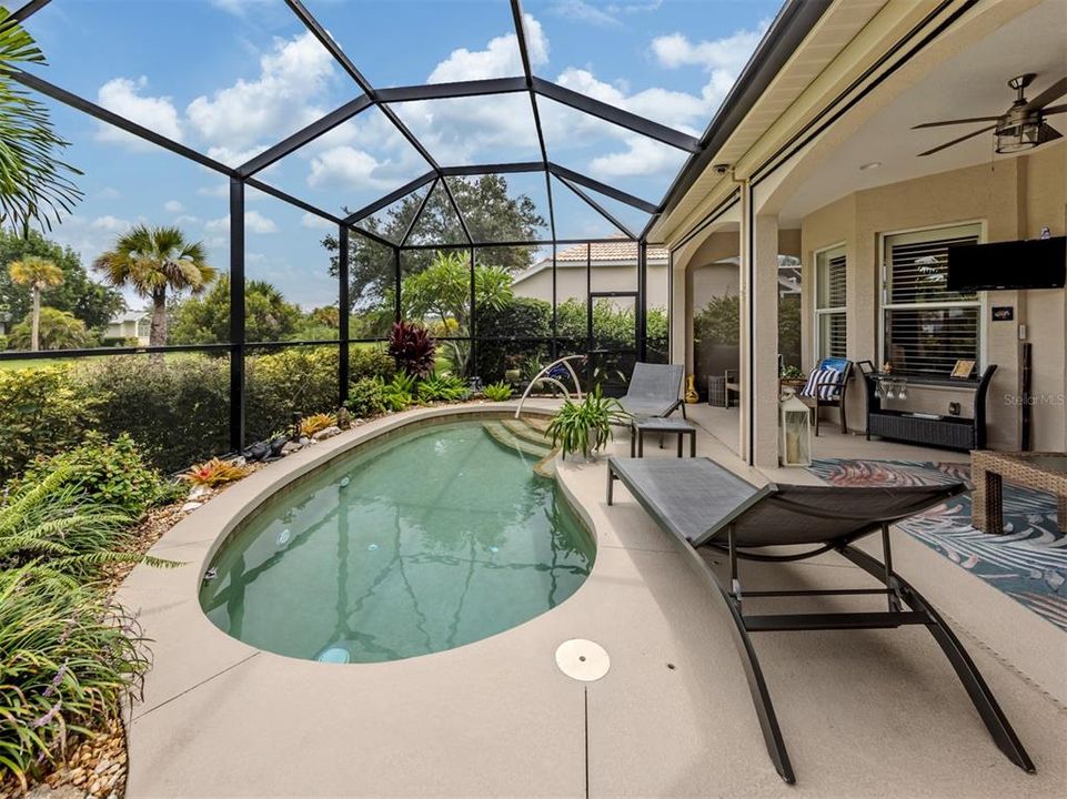 For Sale: $525,000 (3 beds, 2 baths, 1838 Square Feet)