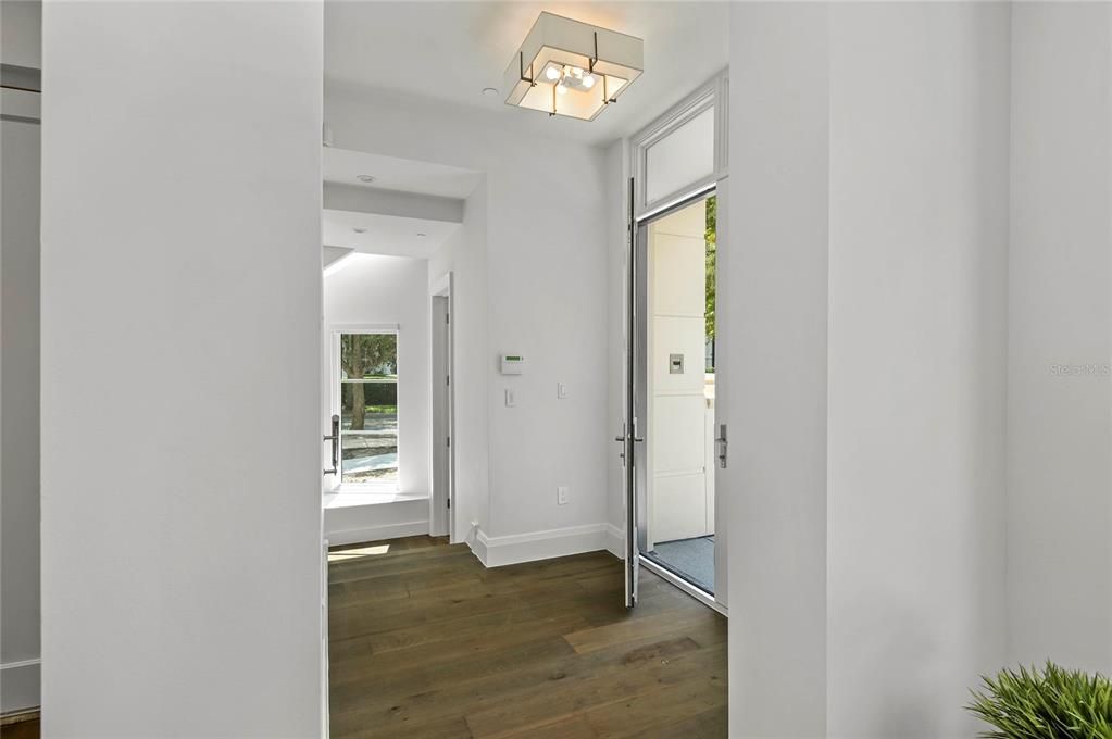 На продажу: $3,895,000 (3 спален, 3 ванн, 3878 Квадратных фут)