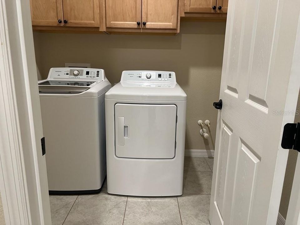 En Renta: $2,399 (2 camas, 3 baños, 2476 Pies cuadrados)
