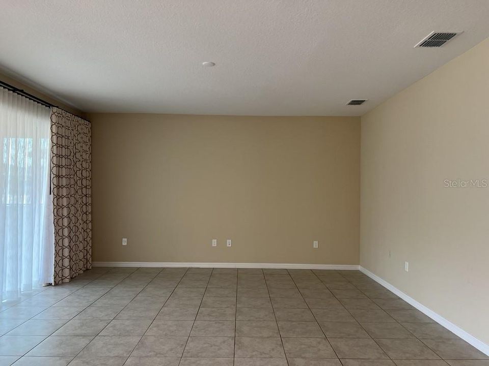 En Renta: $2,399 (2 camas, 3 baños, 2476 Pies cuadrados)