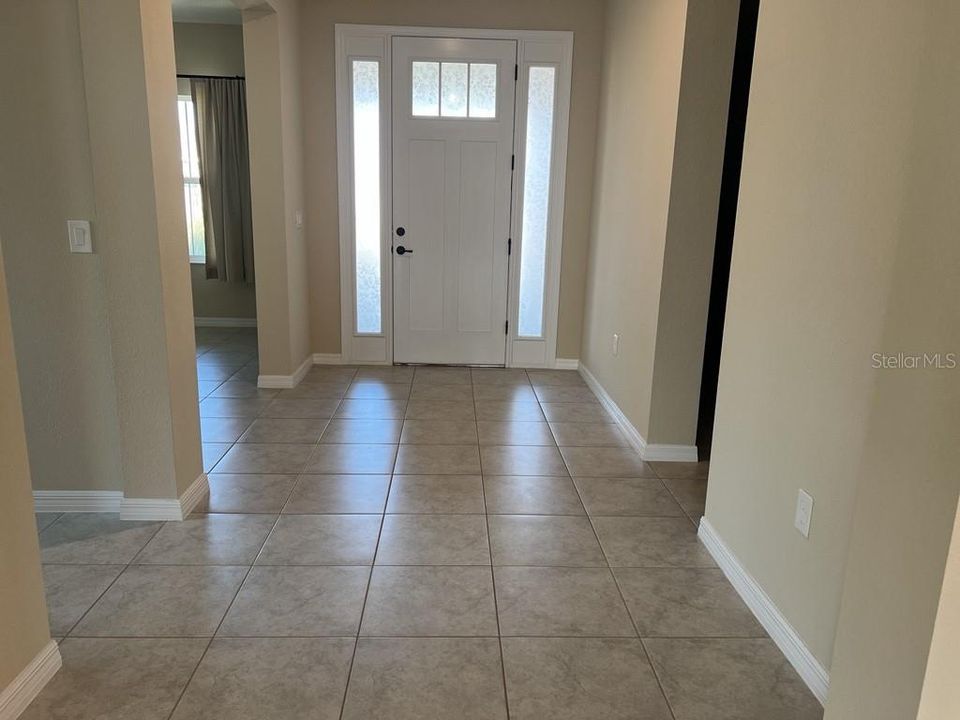 En Renta: $2,399 (2 camas, 3 baños, 2476 Pies cuadrados)