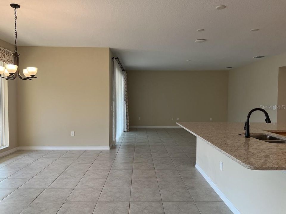 En Renta: $2,399 (2 camas, 3 baños, 2476 Pies cuadrados)