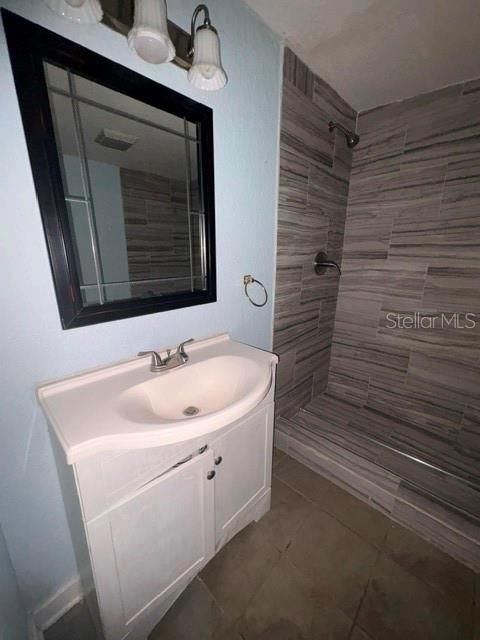 На продажу: $226,000 (2 спален, 2 ванн, 1108 Квадратных фут)