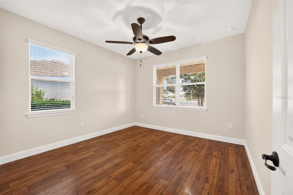 For Sale: $559,999 (3 beds, 3 baths, 2224 Square Feet)