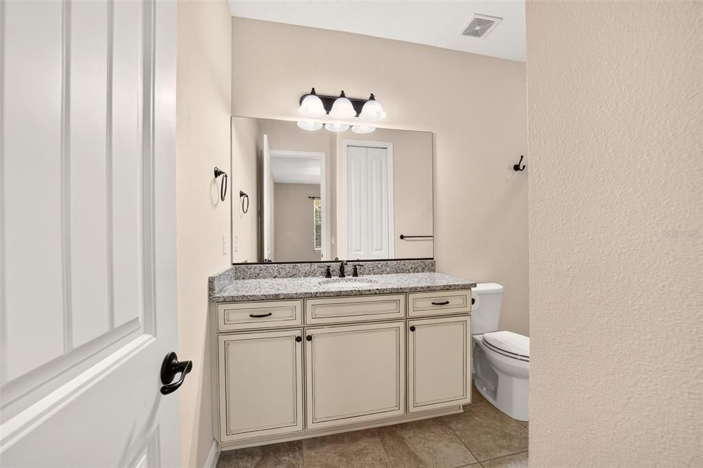 For Sale: $559,999 (3 beds, 3 baths, 2224 Square Feet)