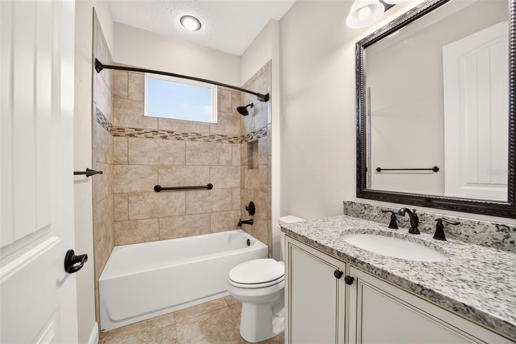 For Sale: $559,999 (3 beds, 3 baths, 2224 Square Feet)