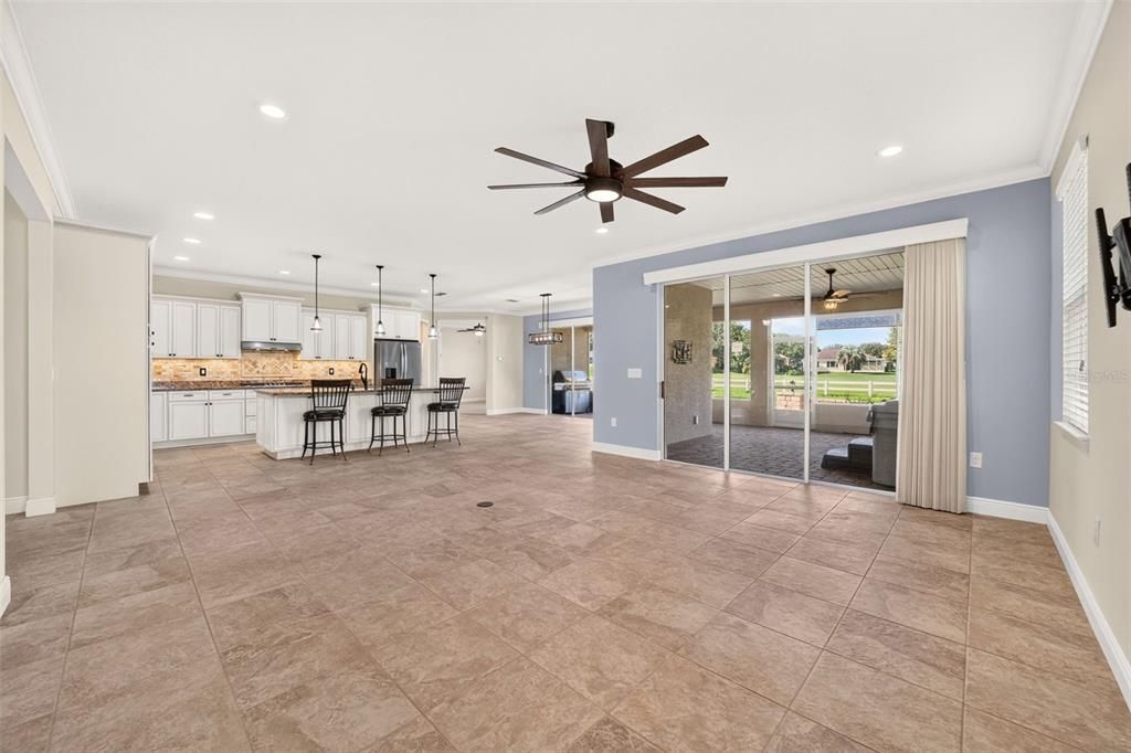 For Sale: $559,999 (3 beds, 3 baths, 2224 Square Feet)