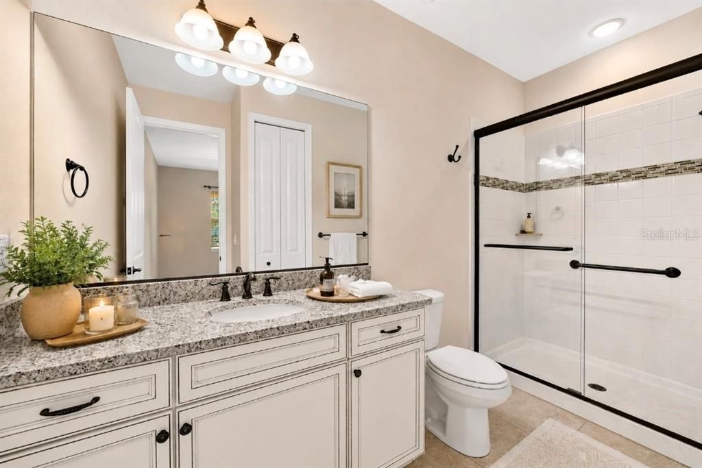 For Sale: $559,999 (3 beds, 3 baths, 2224 Square Feet)