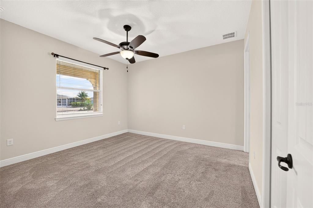 For Sale: $559,999 (3 beds, 3 baths, 2224 Square Feet)