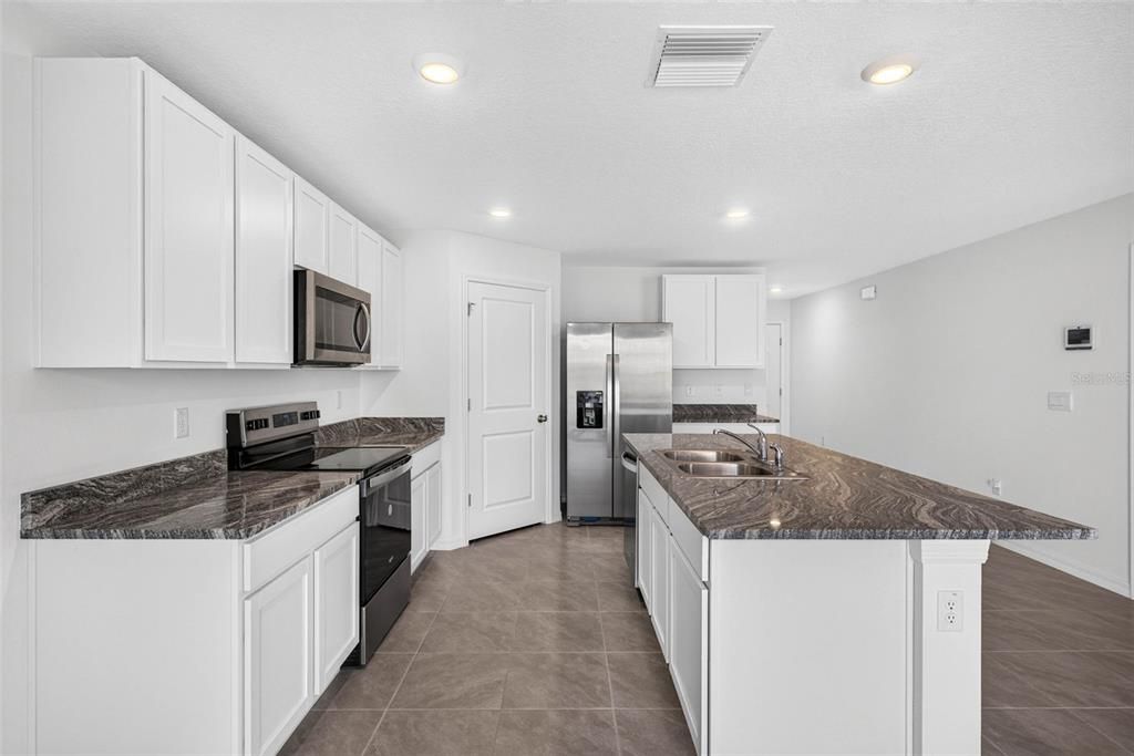 For Sale: $549,000 (4 beds, 3 baths, 2435 Square Feet)