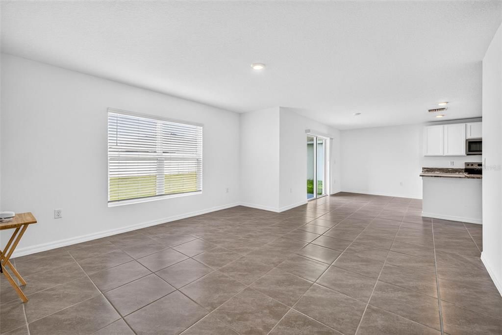 For Sale: $549,000 (4 beds, 3 baths, 2435 Square Feet)