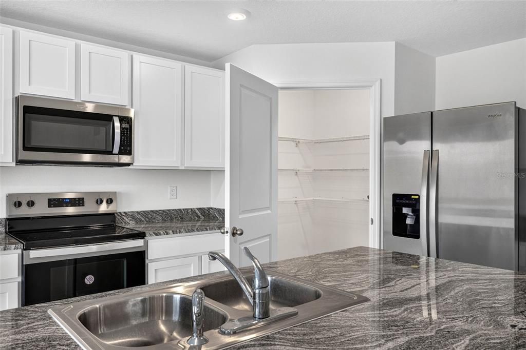 For Sale: $549,000 (4 beds, 3 baths, 2435 Square Feet)