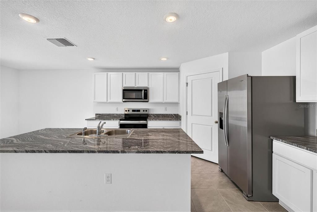 For Sale: $549,000 (4 beds, 3 baths, 2435 Square Feet)