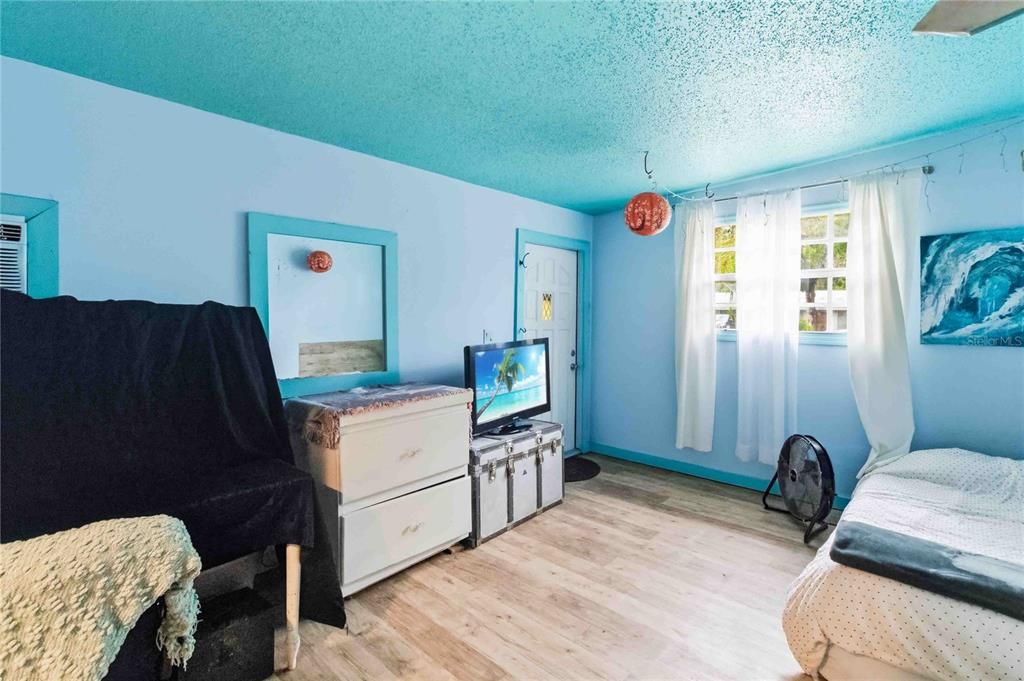 En Venta: $260,000 (3 camas, 1 baños, 1056 Pies cuadrados)