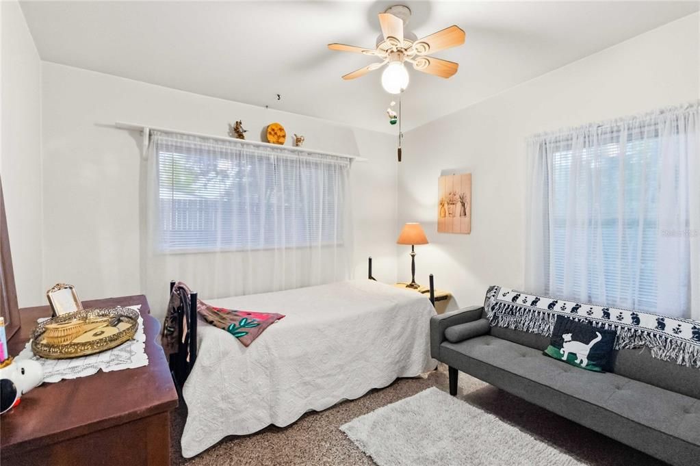 En Venta: $260,000 (3 camas, 1 baños, 1056 Pies cuadrados)