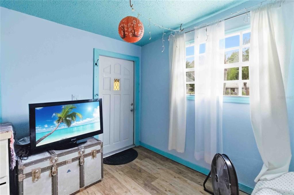 En Venta: $260,000 (3 camas, 1 baños, 1056 Pies cuadrados)