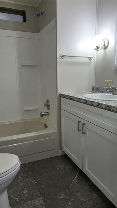 For Rent: $1,400 (3 beds, 2 baths, 1104 Square Feet)