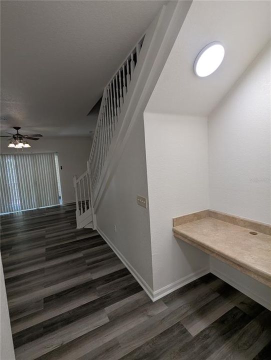 For Rent: $1,495 (2 beds, 2 baths, 1275 Square Feet)