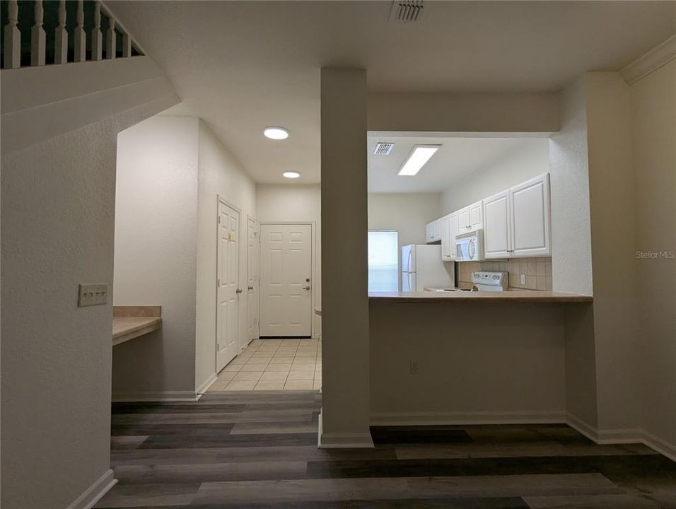For Rent: $1,495 (2 beds, 2 baths, 1275 Square Feet)